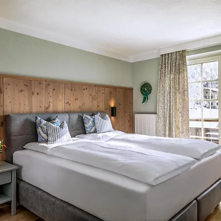 Landgasthof Linde 斯达姆