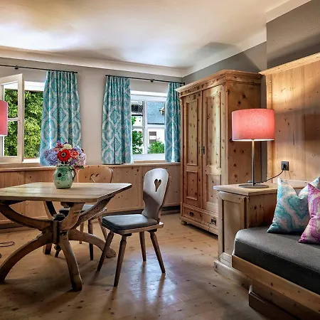 Landgasthof Linde 4*