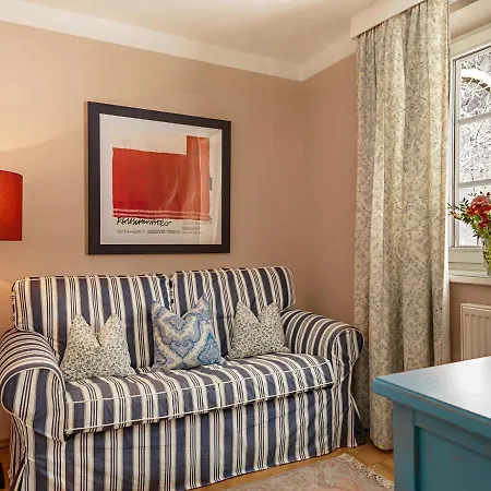 Landgasthof Linde Szálloda Stumm